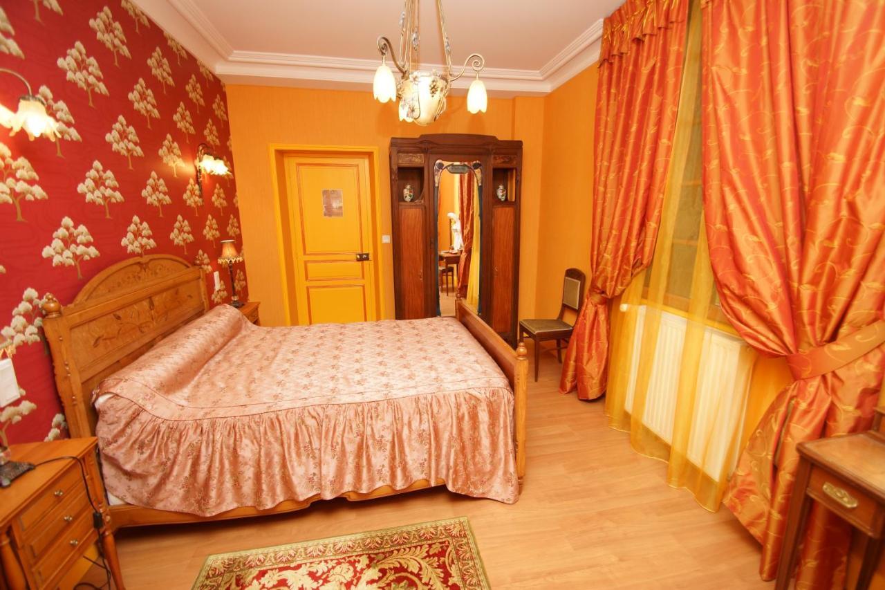 Le Manoir Des Arts Bed & Breakfast Saint-Samson-de-Bonfosse Bagian luar foto